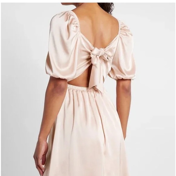 NWT EXPRESS Satin Twist Front Puff Sleeve Mini Dress - Picture 6 of 12